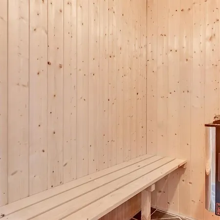 Matthias - 400m To The Fjord By Interhome Feriehus